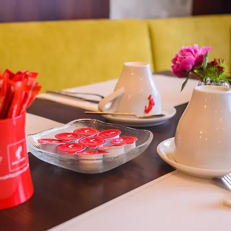 Hotel Kaspar Garni 3*