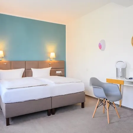 Kaspar Garni Hotel 3*