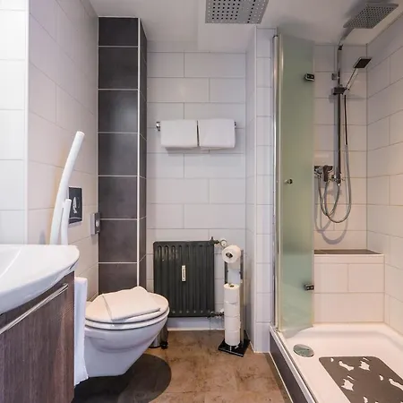 Kaspar Garni Hotel 3*