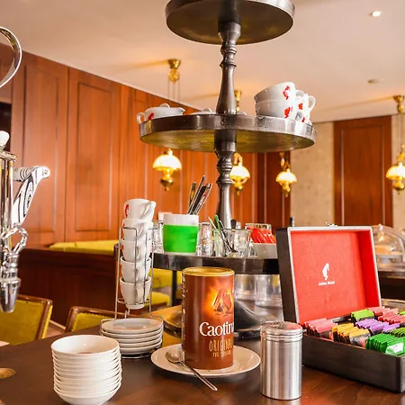 Kaspar Garni Hotel