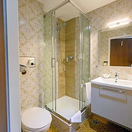 Kaspar Garni 3*