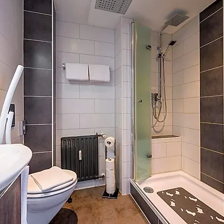 Kaspar Garni 3* Siegburg