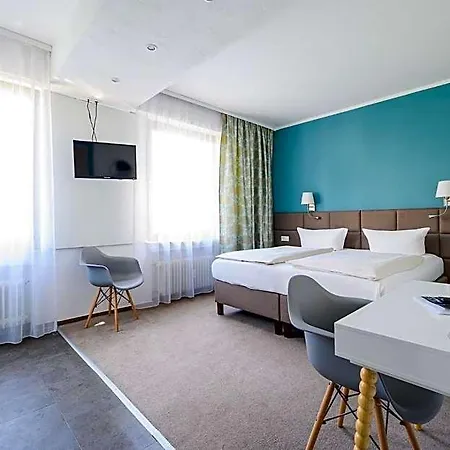 Hotel Kaspar Garni 3*