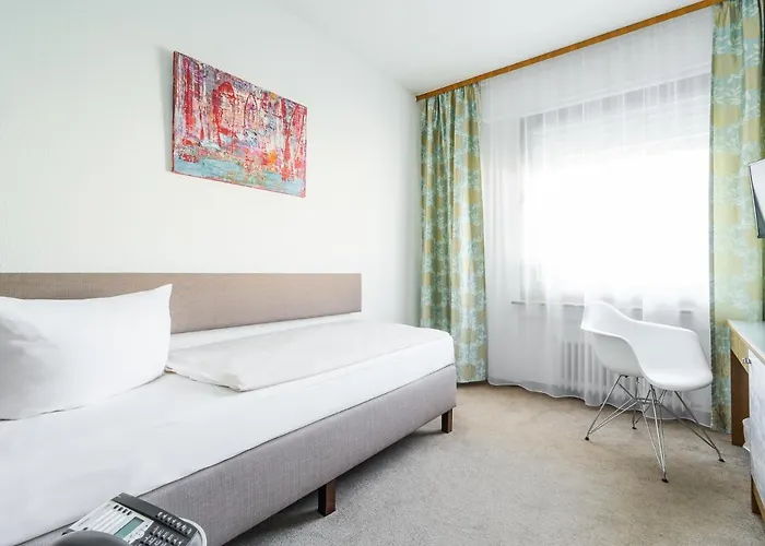 卡斯帕加尼酒店 3*