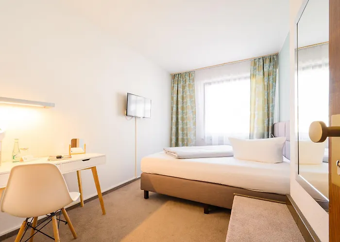 Kaspar Garni 3* Siegburg